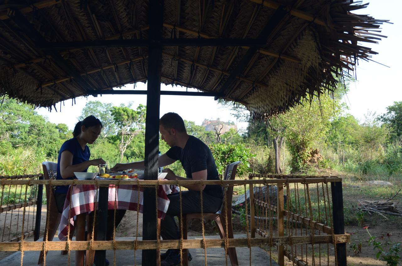 Sigiriya Amenity Home Stay Eksteriør bilde